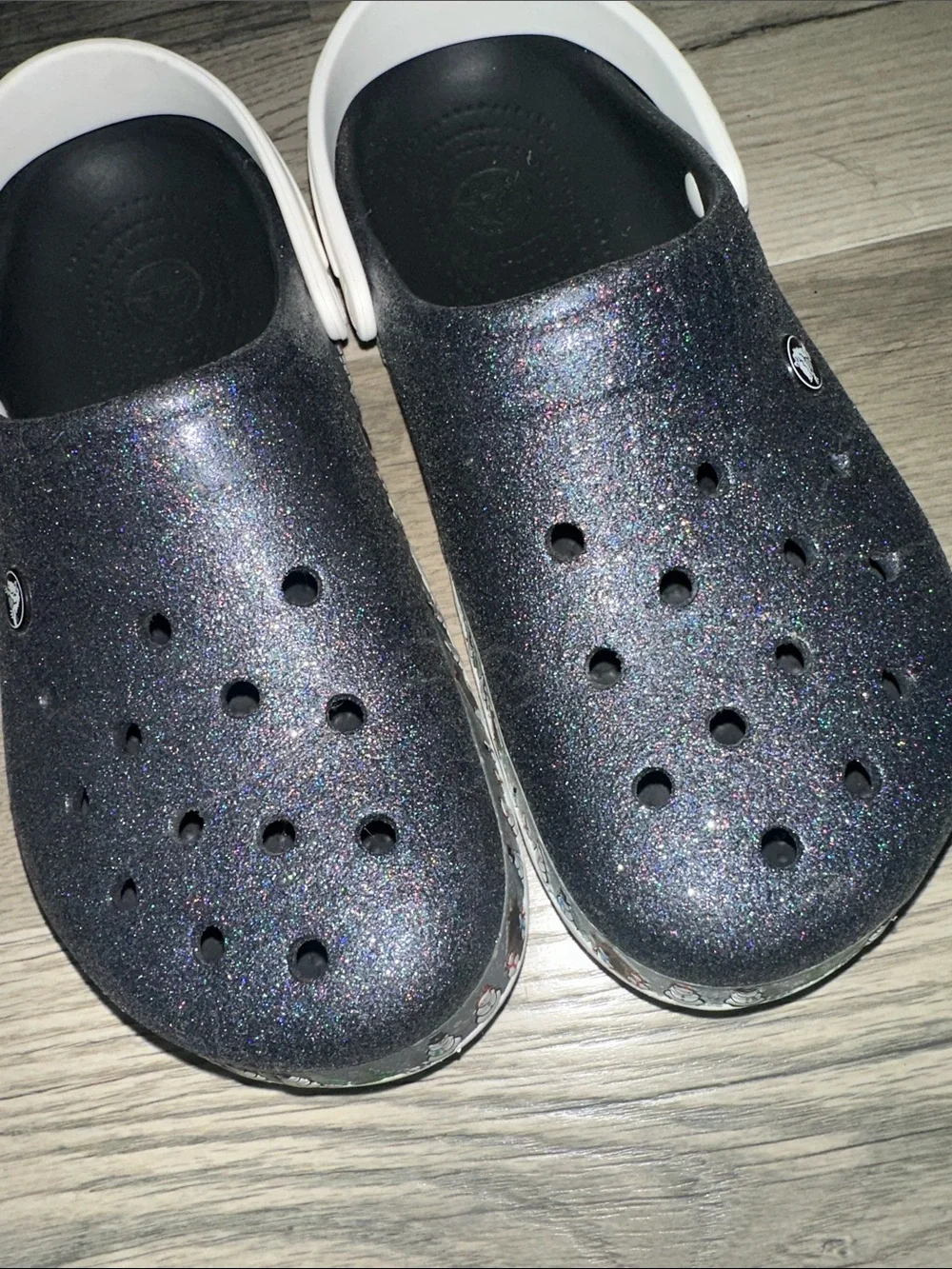 CROCS unisex holiday snowman black glitter winter  Clogs with White band W11 M9
